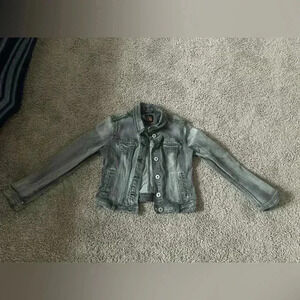 Women black denim jacket.
Size XL.